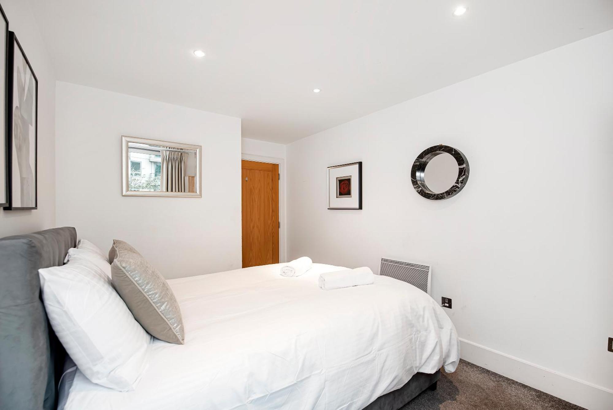 Central 2 Bed With Large Terrace Londen Buitenkant foto